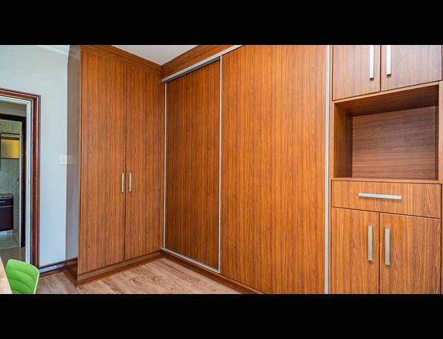 2 BEDROOM APARTMENT FOR SALE IN UMHLANGA RIDGE